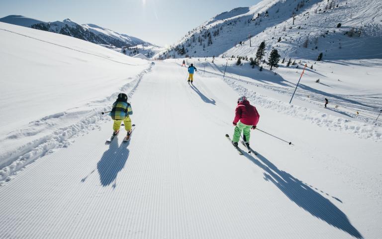 Funslope Familie bei Abfahrt im Funslope auf der Turracher Höhe